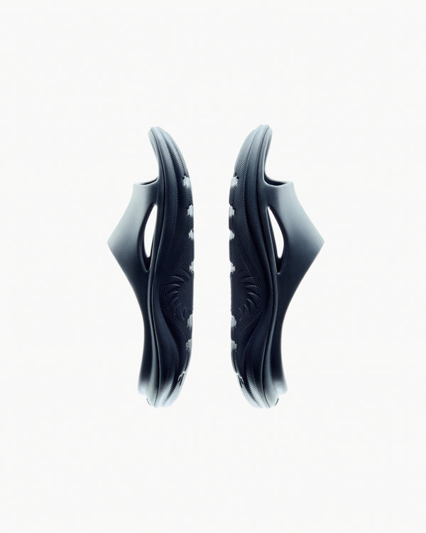 INSIGNIA SLIDE
